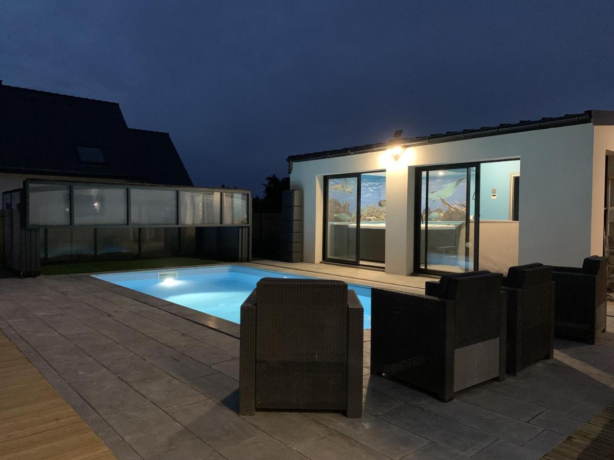 Maison 10 Pers En Bord De Mer Avec Piscine Chauffee Toute L'Annee, Spa Et Hamman Surzur Zewnętrze zdjęcie